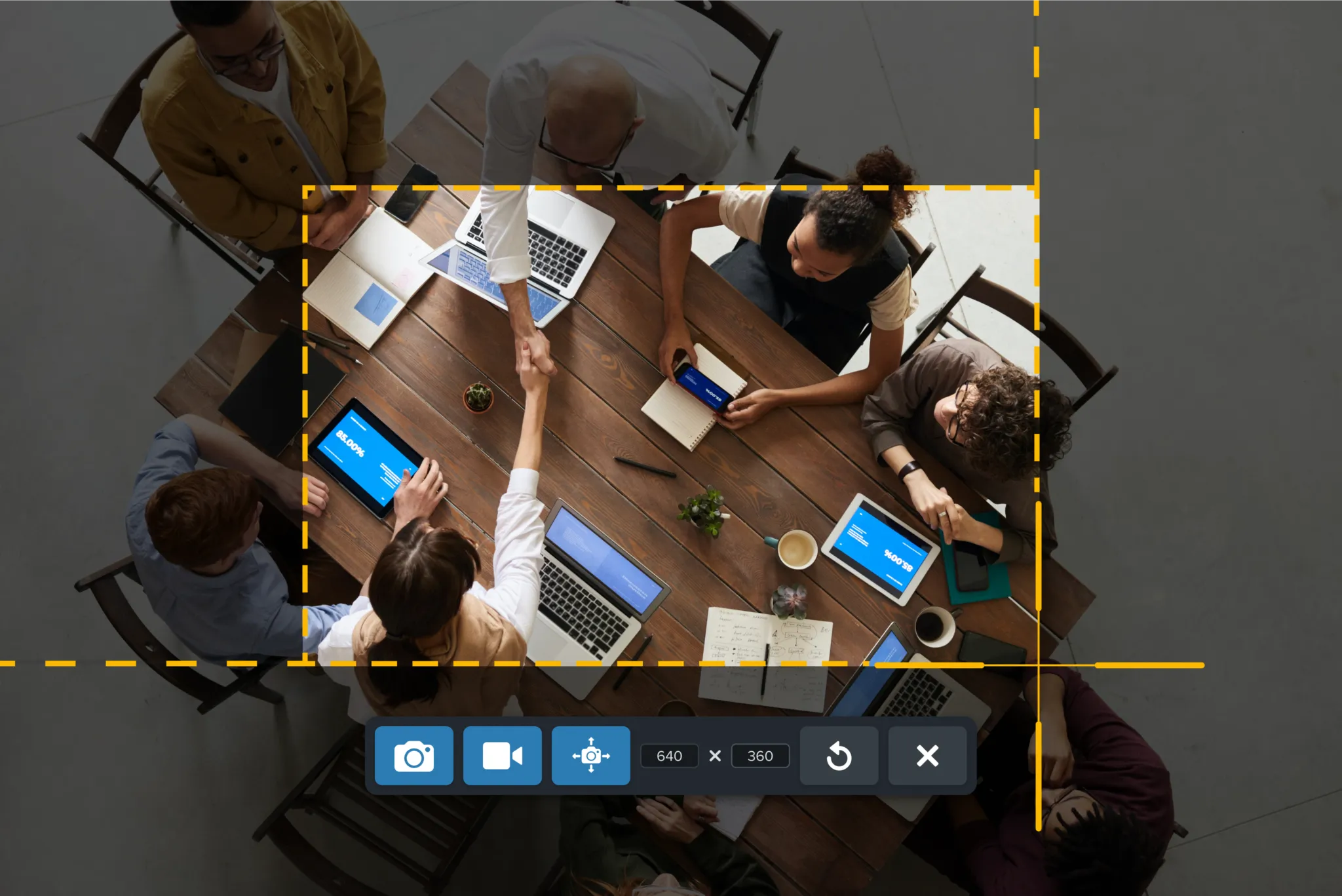 screenshot being taken using Snagit of a group of people collaborating